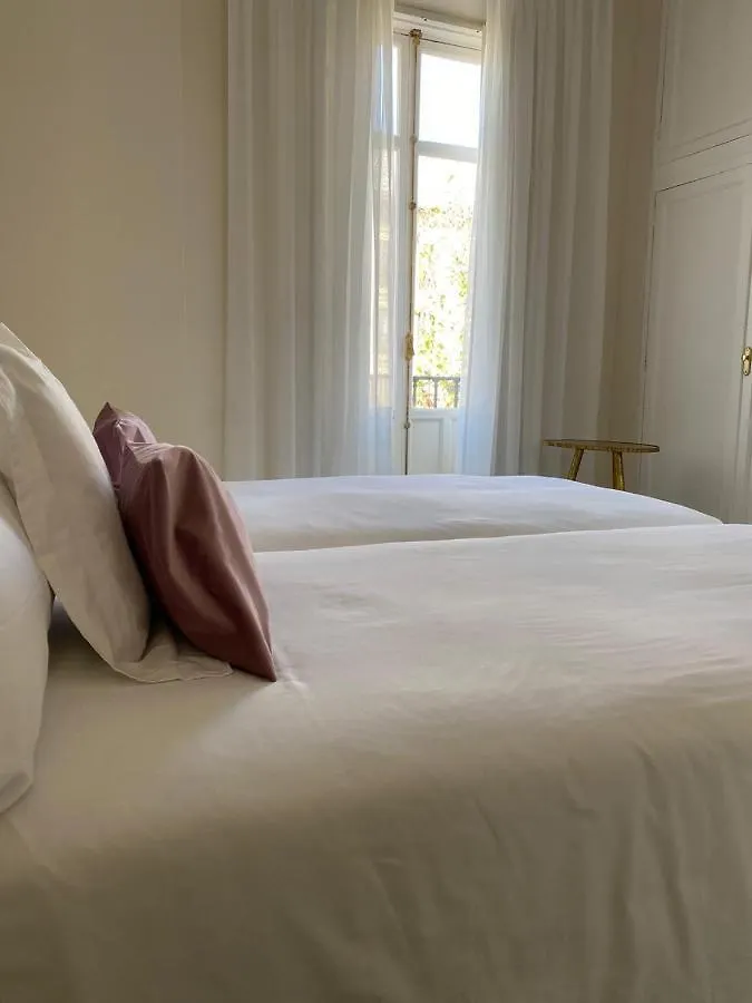 סביליה Apartamentos Paseo Colon ספרד