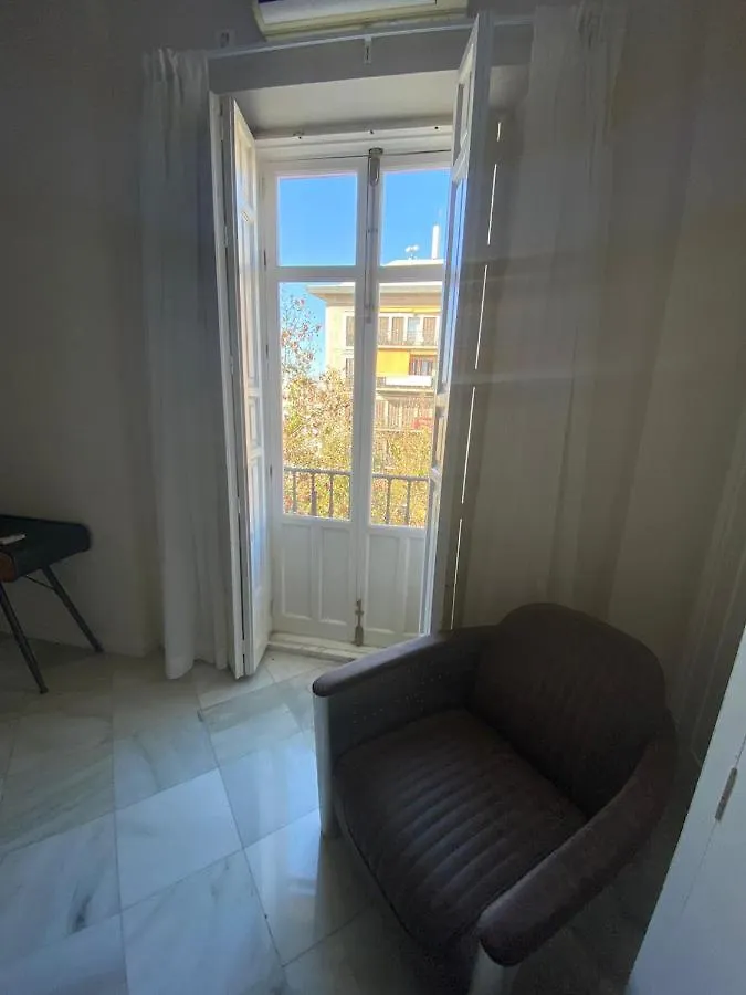 סביליה Apartamentos Paseo Colon 0*,  ספרד