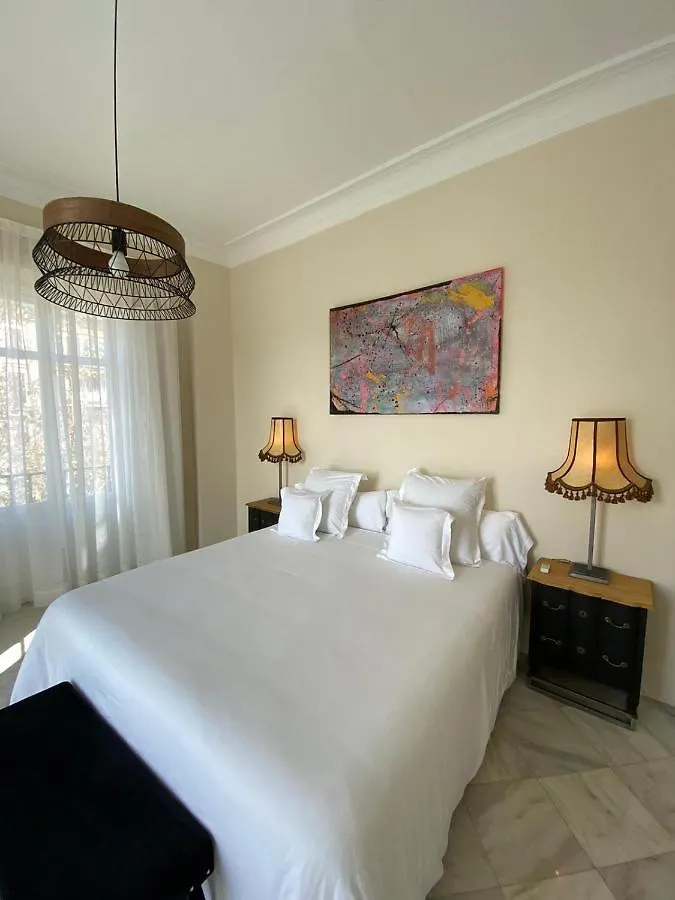 Apartamentos Paseo Colon Seville Apartment
