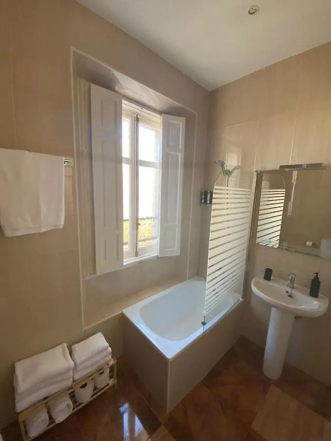 Apartamentos Paseo Colon Seville